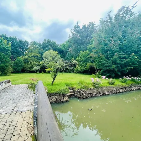 Domaine Jeanne De Laval Prázdninový dům La Bohalle