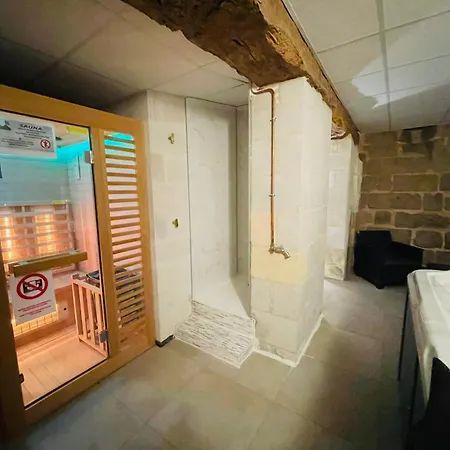 Casa de Férias Domaine Jeanne De Laval *