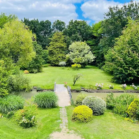 Domaine Jeanne De Laval *