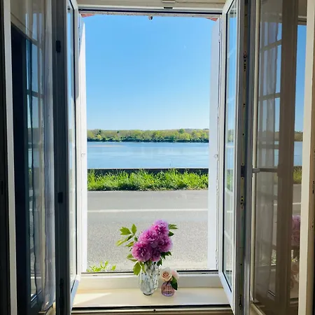 Domaine Jeanne De Laval