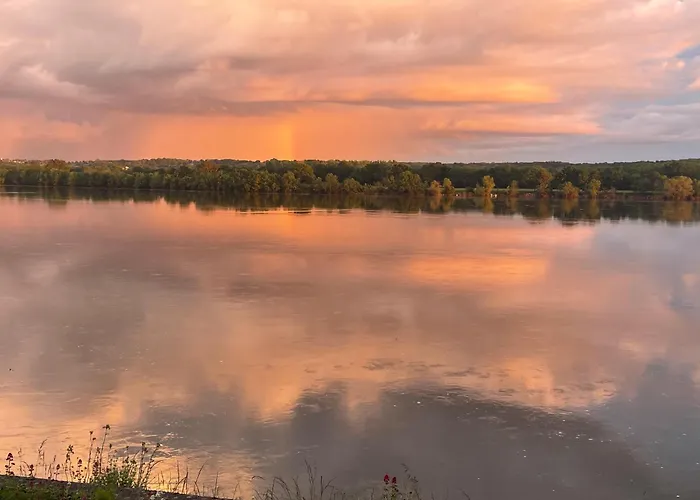 Domaine Jeanne De Laval * La Bohalle