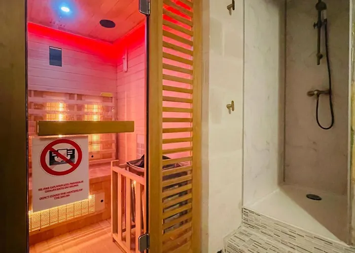 Domaine Jeanne De Laval 펜션 La Bohalle